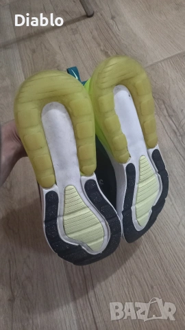 маратонки Nike 270, снимка 8 - Маратонки - 54725326