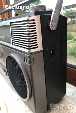 Sony CFS-66S -супер запазен радиокасетофон, снимка 5 - Радиокасетофони, транзистори - 55136803