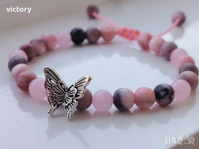 🦋 Криле от нежност – ръчно изработена гривна 🦋, снимка 3 - Гривни - 54223885