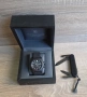 Victorinox I.N.O.X. Carbon Mechanical 241866.1 с подарък Victorinox Onyx Black Limited Edition, снимка 2