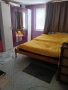 Продавам масивна триетажна къща с двор , снимка 2