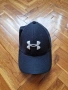 Страхотна шапка с козирка UNDER ARMOUR,един размер , снимка 1