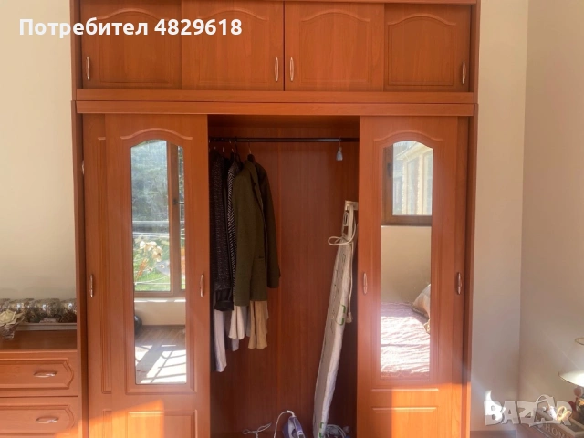 Продавам спален комплект мебели състоящ се от 5 части. Отлично състояние., снимка 3 - Спални и легла - 54576920