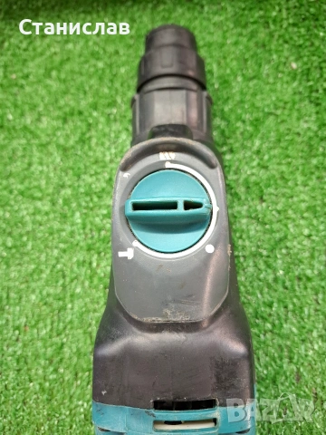 Перфоратор на Makita HR2610, снимка 4 - Други инструменти - 54130647