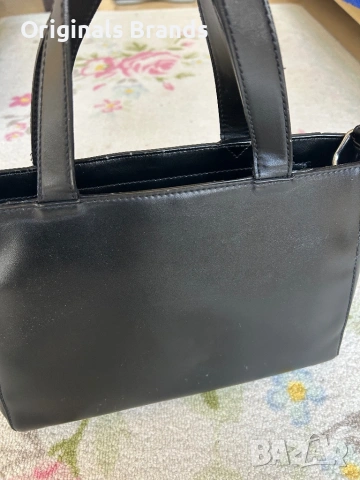 ❤️Оригинална чанта на TRUSSARDI!❤️, снимка 2 - Чанти - 54147833