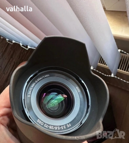 Обектив Sony Fe 3.5-5.6 28-70mm OSS, снимка 3 - Обективи и филтри - 54538208