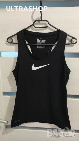 Дамски спортен потник Nike size S В отлично състояние