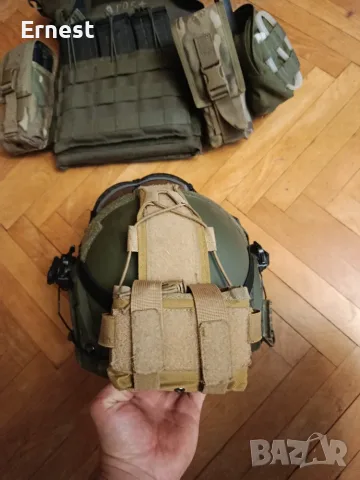 Тактическа екипировка, каска, бронежилетка 