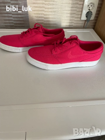 Платнени кецове Nike, снимка 3 - Маратонки - 54405985