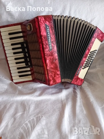 Акордеон- Велтмайстер Стела.40 баса, снимка 2 - Акордеони - 54290525