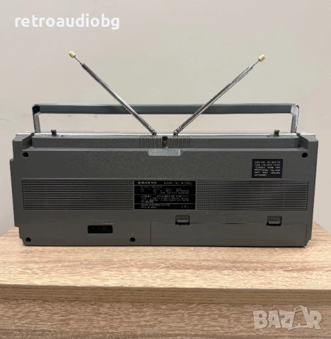 🔈Колекционерски слим радиокасетофон SANYO M7900L - Ghettoblaster🔈, снимка 5 - Радиокасетофони, транзистори - 54842779