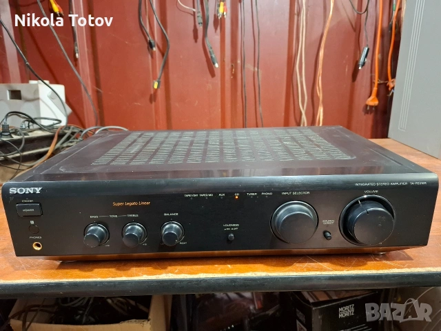 Продава се усилвател Sony TA-FE310R. 