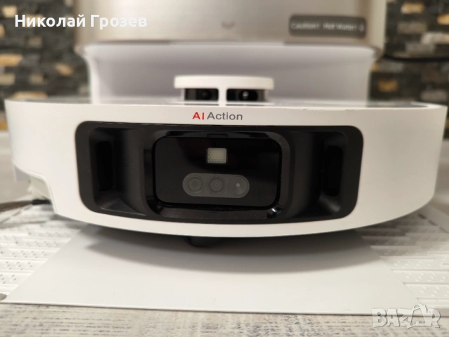 Прахосмукачка робот Dreame X40 Ultra Complete (12.000Pa) Топ състояние, снимка 2 - Прахосмукачки - 54509393