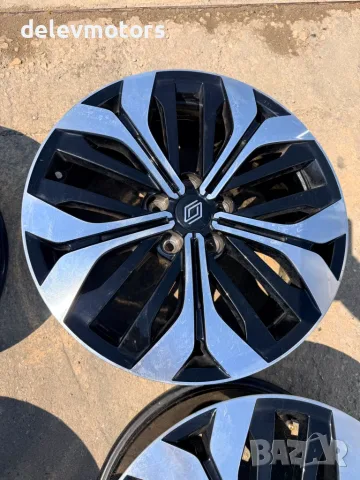 403007567R 5x114.3 18 цола ET43 алуминиеви джанти от Renault Аustral 1.3i двигател H5H498, 158 кс., снимка 8 - Гуми и джанти - 55555875
