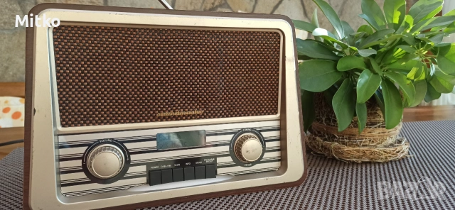 Ретро радио Soundmaster NR920DBR с DAB+ и FM, снимка 2 - Радиокасетофони, транзистори - 55100647