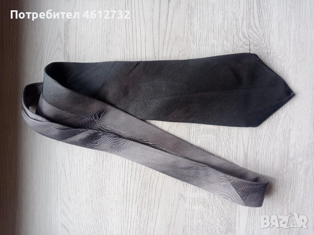 Оригинална вратовръзка Gucci, снимка 8 - Други - 54080043