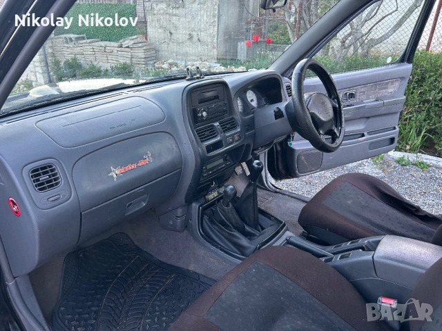 Nissan Navara, снимка 9 - Автомобили и джипове - 54329152