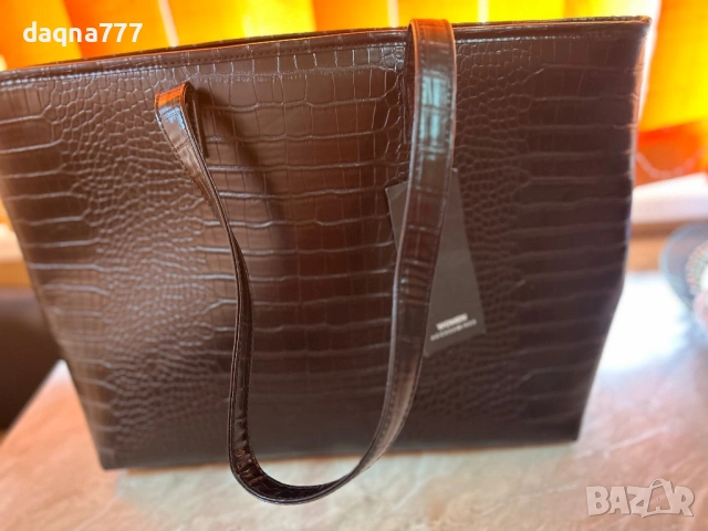 Нова голяма дамска чанта, снимка 9 - Чанти - 54213134