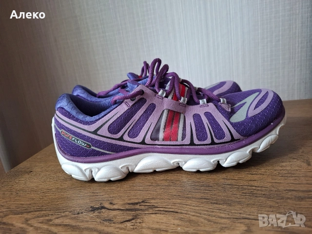 Brooks маратонки 41 номер. 
