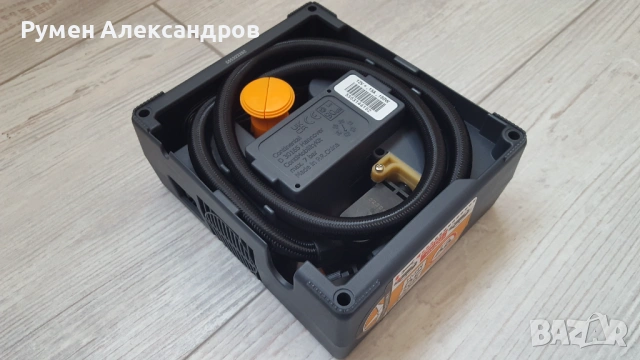 Нов оригинален компресор за гуми Continental 12V-15A-180W , снимка 9 - Аксесоари и консумативи - 53292839