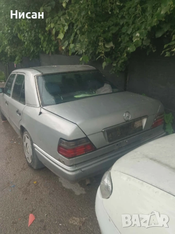Mercedes-Benz 124 250D На части, снимка 3 - Автомобили и джипове - 54809184