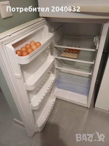 Продавам хладилник , снимка 3 - Хладилници - 54092400
