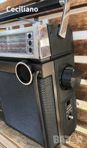 Радиокасетофон класика от края на 70-те години – PANASONIC RS-4350LJ., снимка 2 - Радиокасетофони, транзистори - 54994778