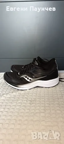 Saucony Omni 19 дамски маратонки в размер 39 черни