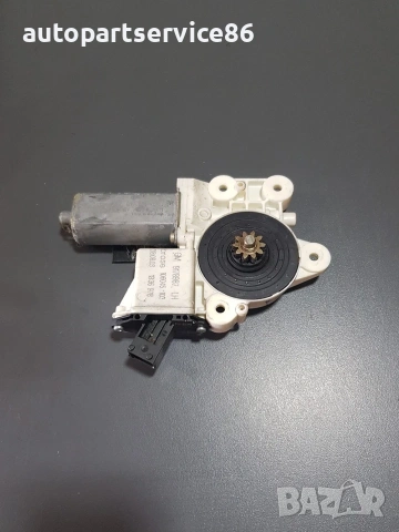 Моторче за преден ляв стъклоповдигач за Vauxhall Opel Vectra C (2002-2006) 9178987