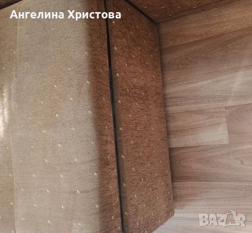 Продавам спешно употребяван кухненски диван, снимка 3 - Дивани и мека мебел - 54989623