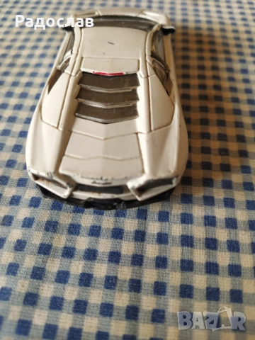 количка Burago Lamborghini , снимка 3 - Колекции - 54399592