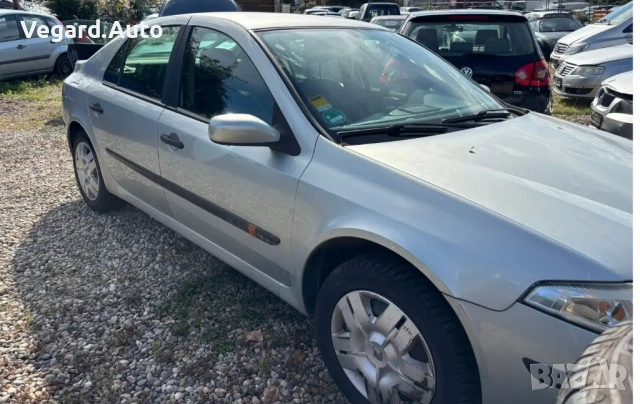 На Части Renault Laguna 2 1.8i 120к.с. хечбек 2003г., снимка 3 - Автомобили и джипове - 54866667