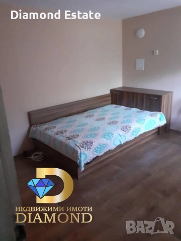 Двуетажна къща в град Гълъбово, снимка 4 - Къщи - 55061677