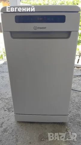 Съдомиялна машина Indesit 45см, снимка 2 - Съдомиялни - 55481998