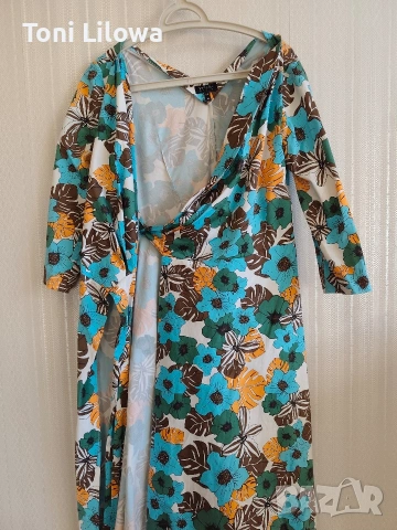 Escada sport, снимка 3 - Рокли - 54436156