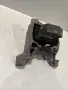 Преден тампон на двигател за Mazda 3 2.2D (2015) KE64 31885149, снимка 2