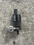 Помпа чистачки Шкода Октавия Skoda Octavia 3, снимка 2