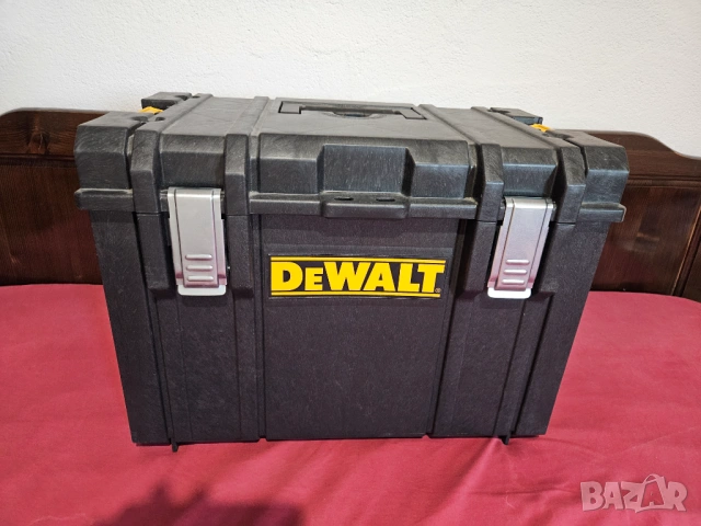 Куфар за инструменти DeWALT TOUGHSYSTEM DS400