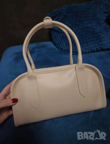Нова бежова чанта/чантичка, снимка 2 - Чанти - 54350159