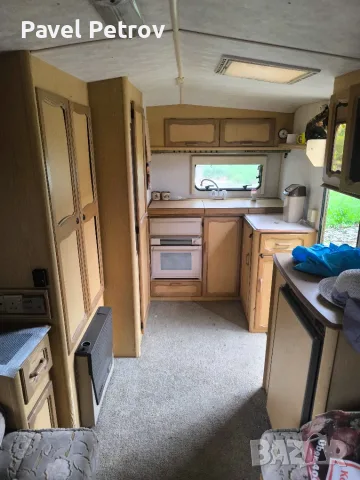 Английска каравана By Coachman , снимка 6 - Каравани и кемпери - 55419327