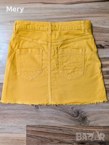 Bershka жълта дънкова мини пола S, снимка 2 - Поли - 54857158
