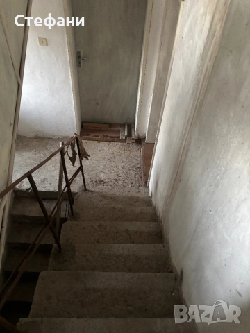 ПРОДАВА СЕ къща в гр. Брезник , снимка 4 - Къщи - 54036969