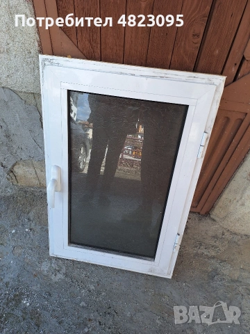 PVC Прозорец с комарник