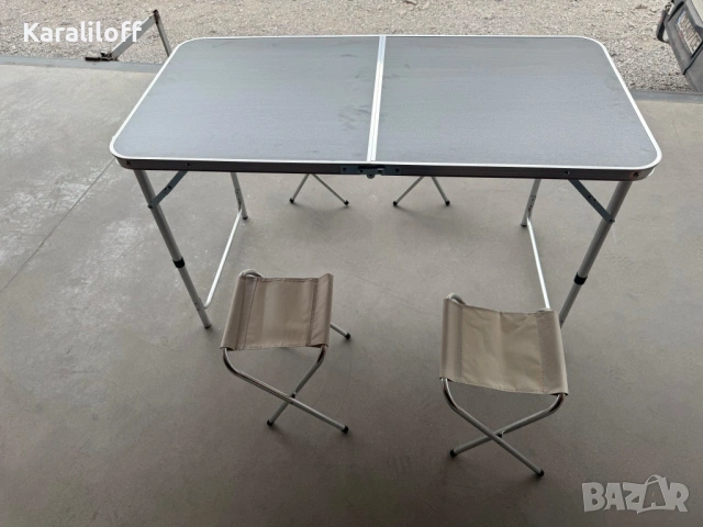 Комплект сгъваема къмпинг маса с 4 стола, регулируема височина, дизайн "куфар" в сив цвят, снимка 3 - Други стоки за дома - 53970728