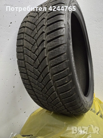 Goodyear Ultragrip Perf + 235/40R19, снимка 2 - Гуми и джанти - 54747398