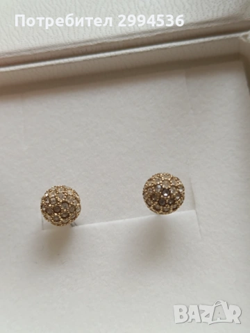 Обеци и колиета