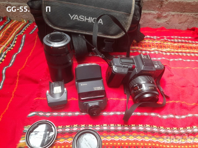 Фотоапарат YASHICA 250AF