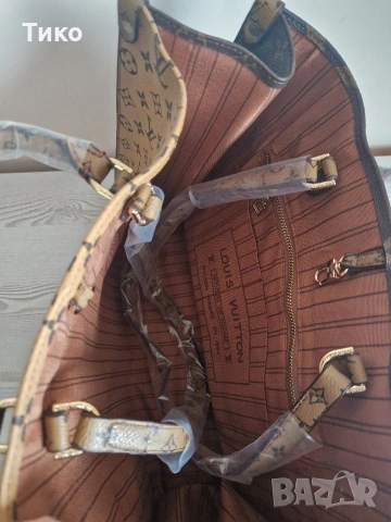 Дамска чанта Louis Vuitton , снимка 5 - Чанти - 54017079