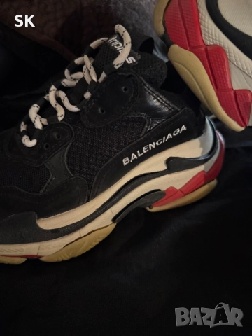 маратонки BALENCIAGA