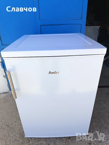 Малък хладилник с камера Amica , снимка 7 - Хладилници - 55087373
